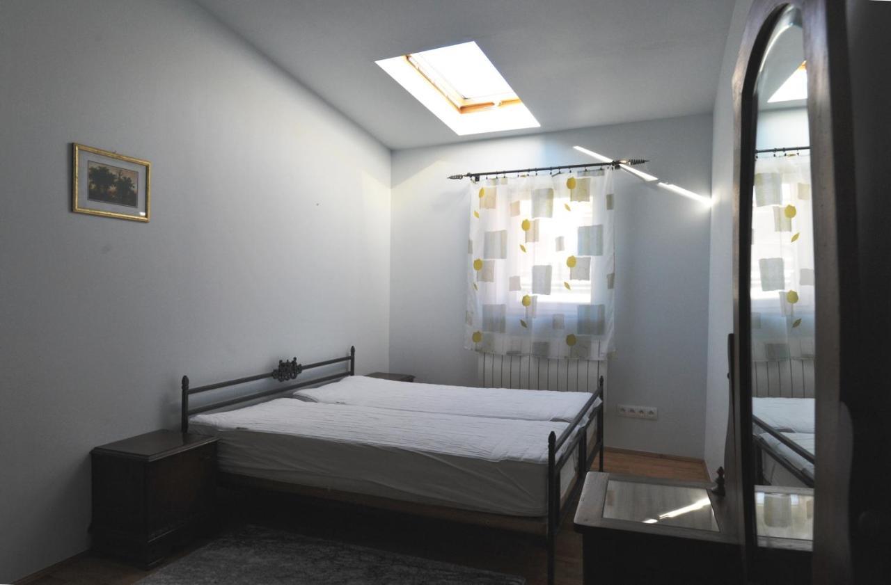 Old Town Sky Apartment Krakow Luaran gambar